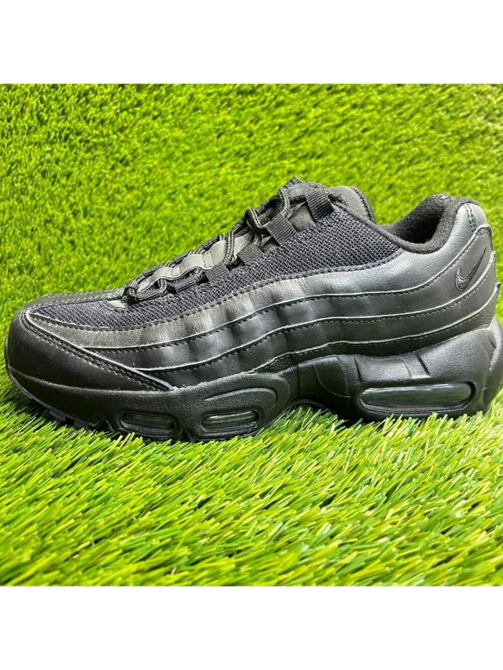 Nike please review